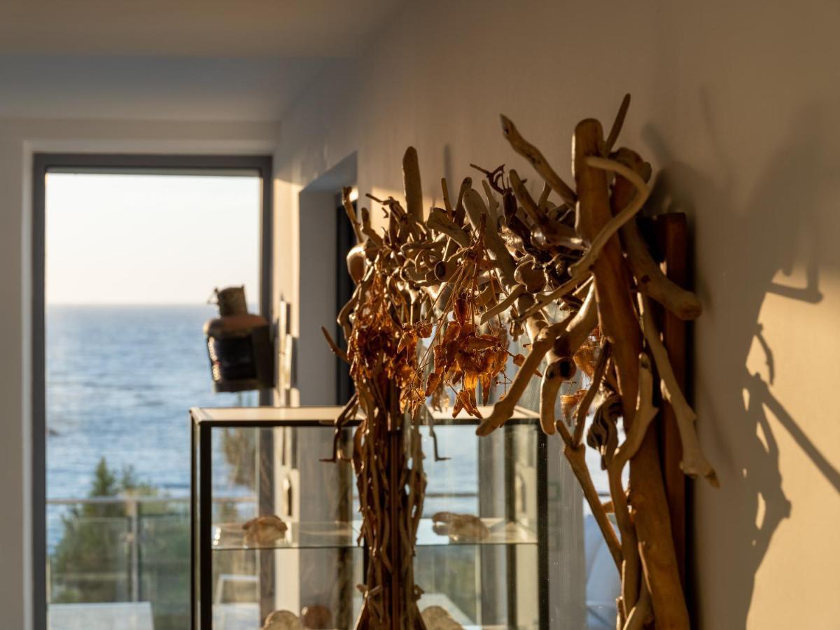 Icarus Luxury Beachfront Villa Gialiskari  Exterior foto
